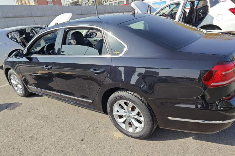 Used Volkswagen Passat 2017 1.8TSI DSG Government Procurement Version (CEA Engine) Exterior 3