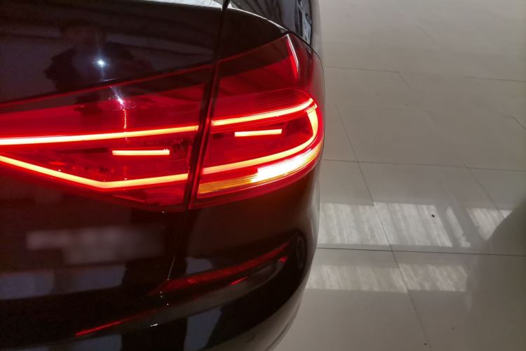 Used Volkswagen Passat 2017 330TSI DSG Luxury Edition Exterior 3