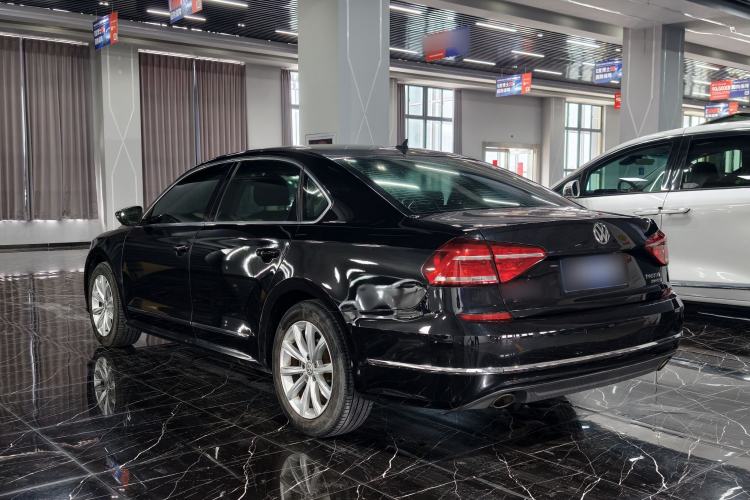 Used Volkswagen Passat 2017 330TSI DSG Luxury Edition Exterior 3