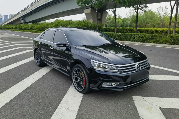 Used Volkswagen Passat 2017 330TSI DSG Prestige Edition Exterior 3