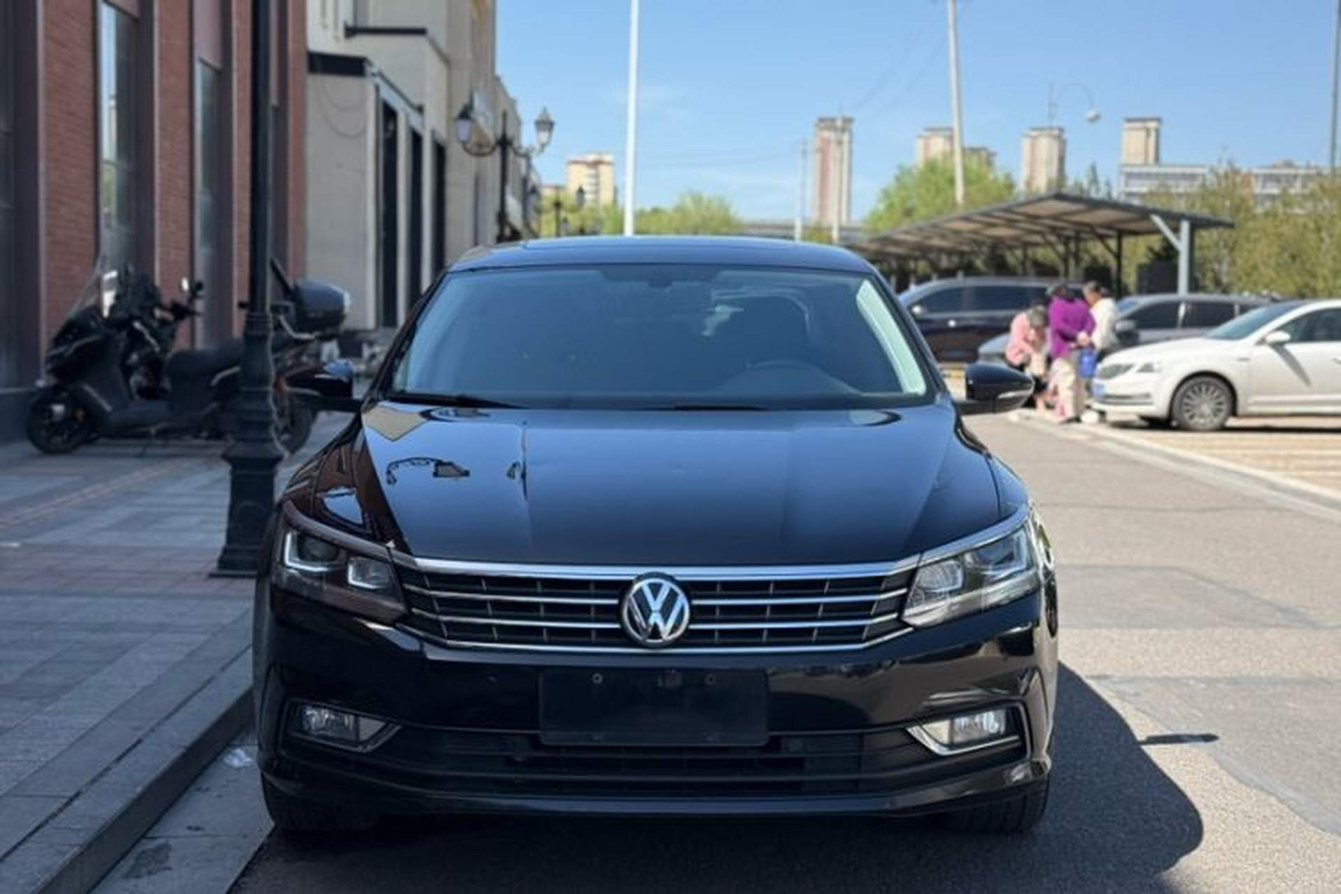 Used Volkswagen Passat 2017 330TSI DSG Luxury Edition Exterior 4