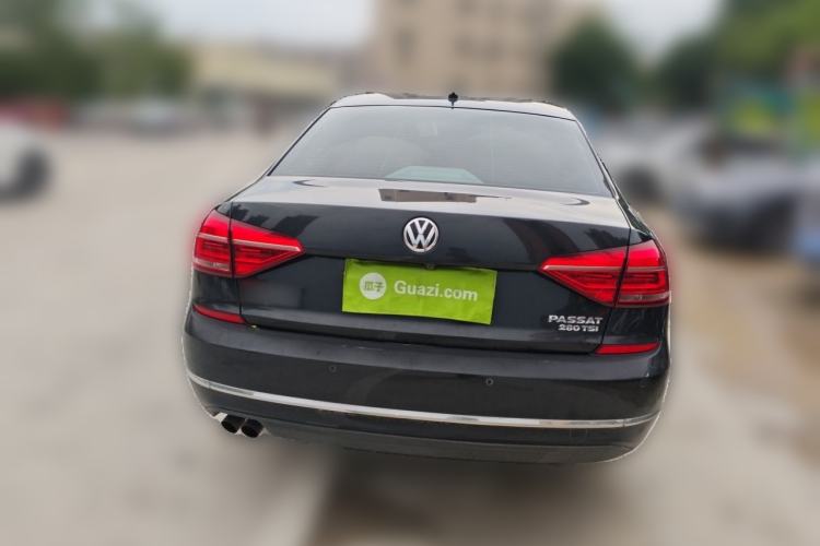 Used Volkswagen Passat 2017 280TSI DSG Luxury Edition Exterior 4