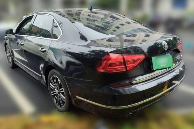Used Volkswagen Passat 2017 330TSI DSG Prestige Edition Exterior 4