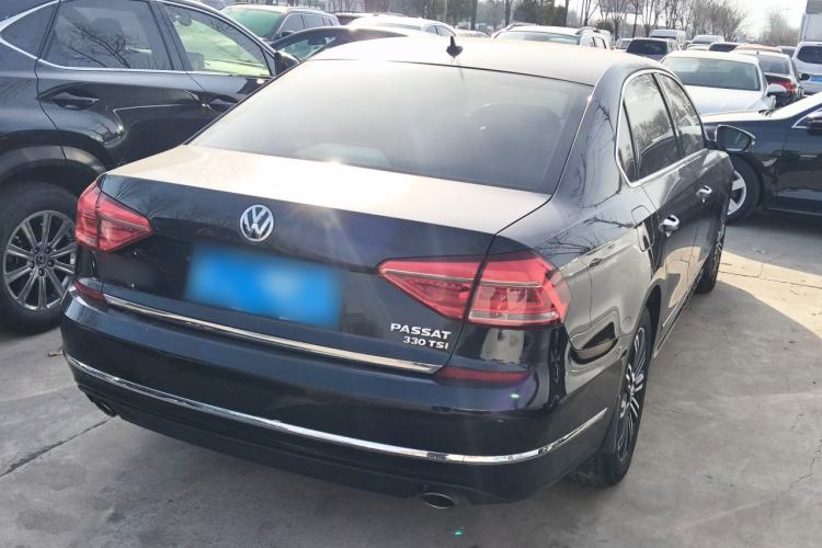 Used Volkswagen Passat 2017 330TSI DSG Prestige Edition Exterior 5