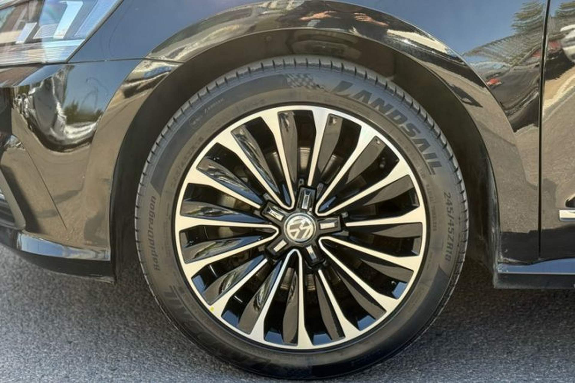 Used Volkswagen Passat 2017 330TSI DSG Luxury Edition Exterior 5