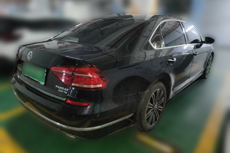 Used Volkswagen Passat 2017 330TSI DSG Prestige Edition Exterior 5