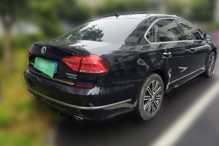 Used Volkswagen Passat 2017 330TSI DSG Prestige Edition Exterior 5