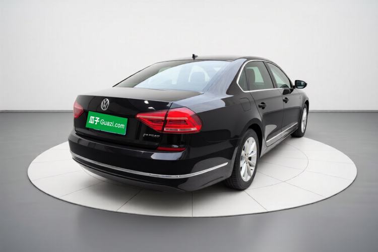 Used Volkswagen Passat 2017 280TSI DSG Luxury Edition Exterior 5
