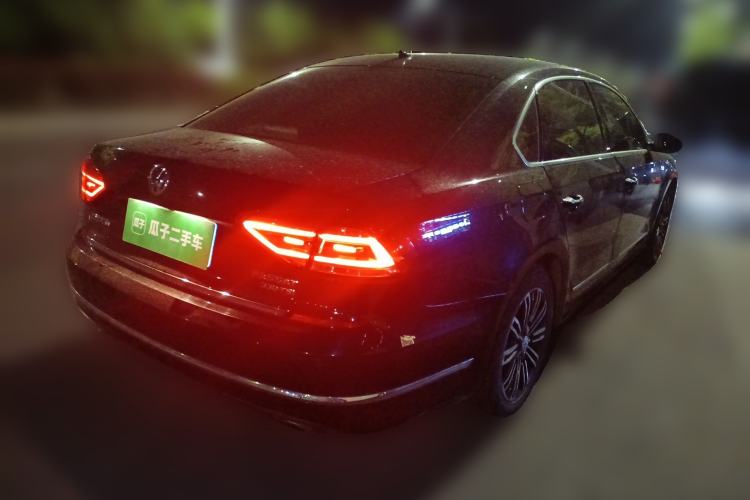 Used Volkswagen Passat 2017 330TSI DSG Prestige Edition Exterior 5