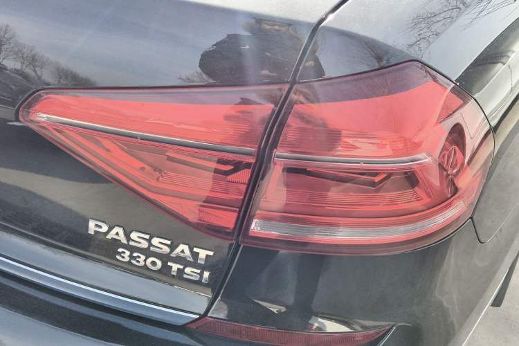 Used Volkswagen Passat 2017 330TSI DSG Prestige Edition Exterior 6