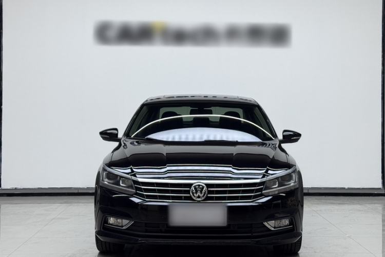 Used Volkswagen Passat 2017 330TSI DSG Luxury Edition Exterior 6