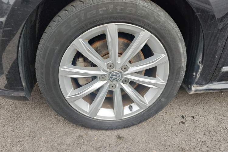 Used Volkswagen Passat 2017 330TSI DSG Luxury Edition Exterior 7
