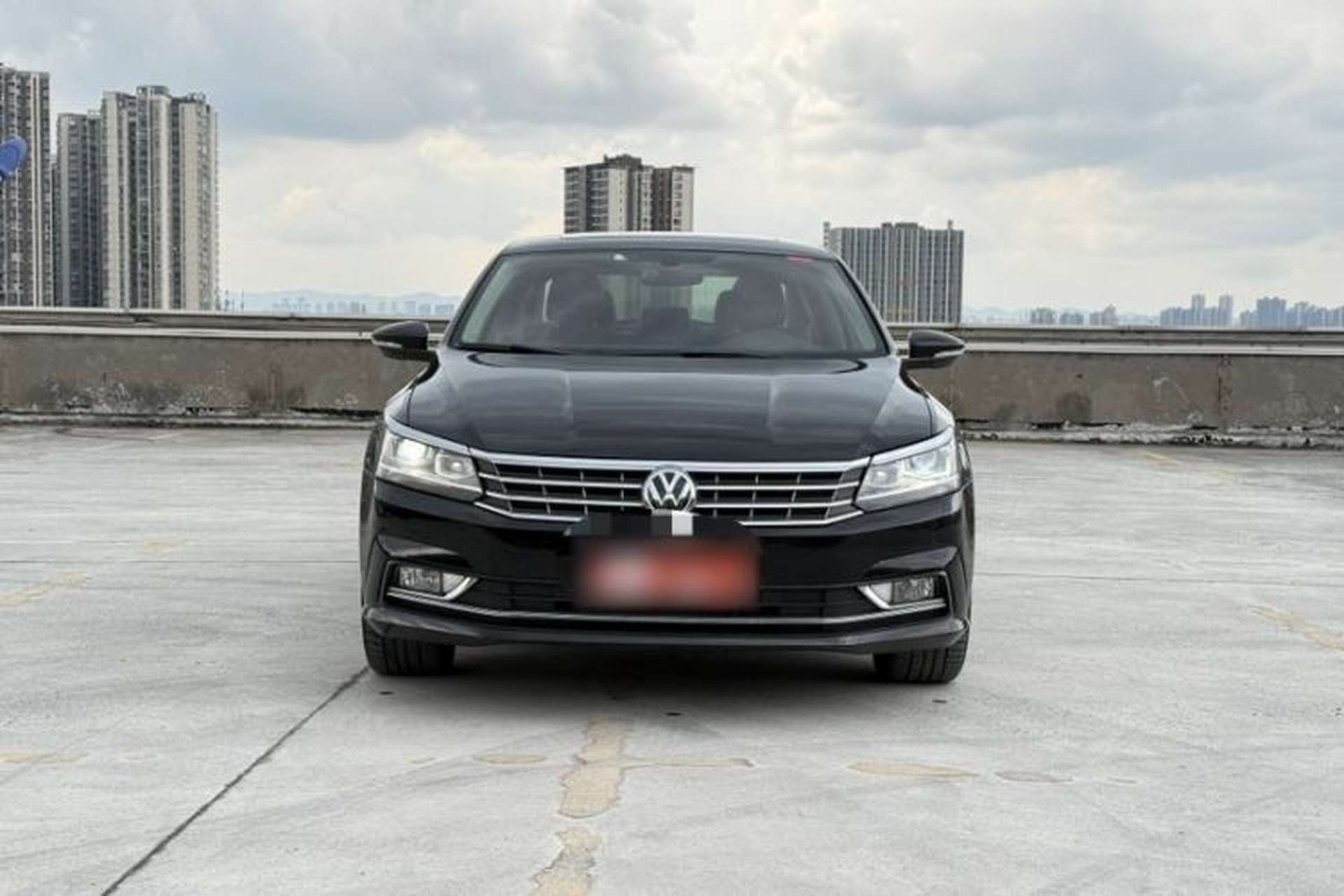 Used Volkswagen Passat 2017 330TSI DSG Prestige Edition Exterior 9