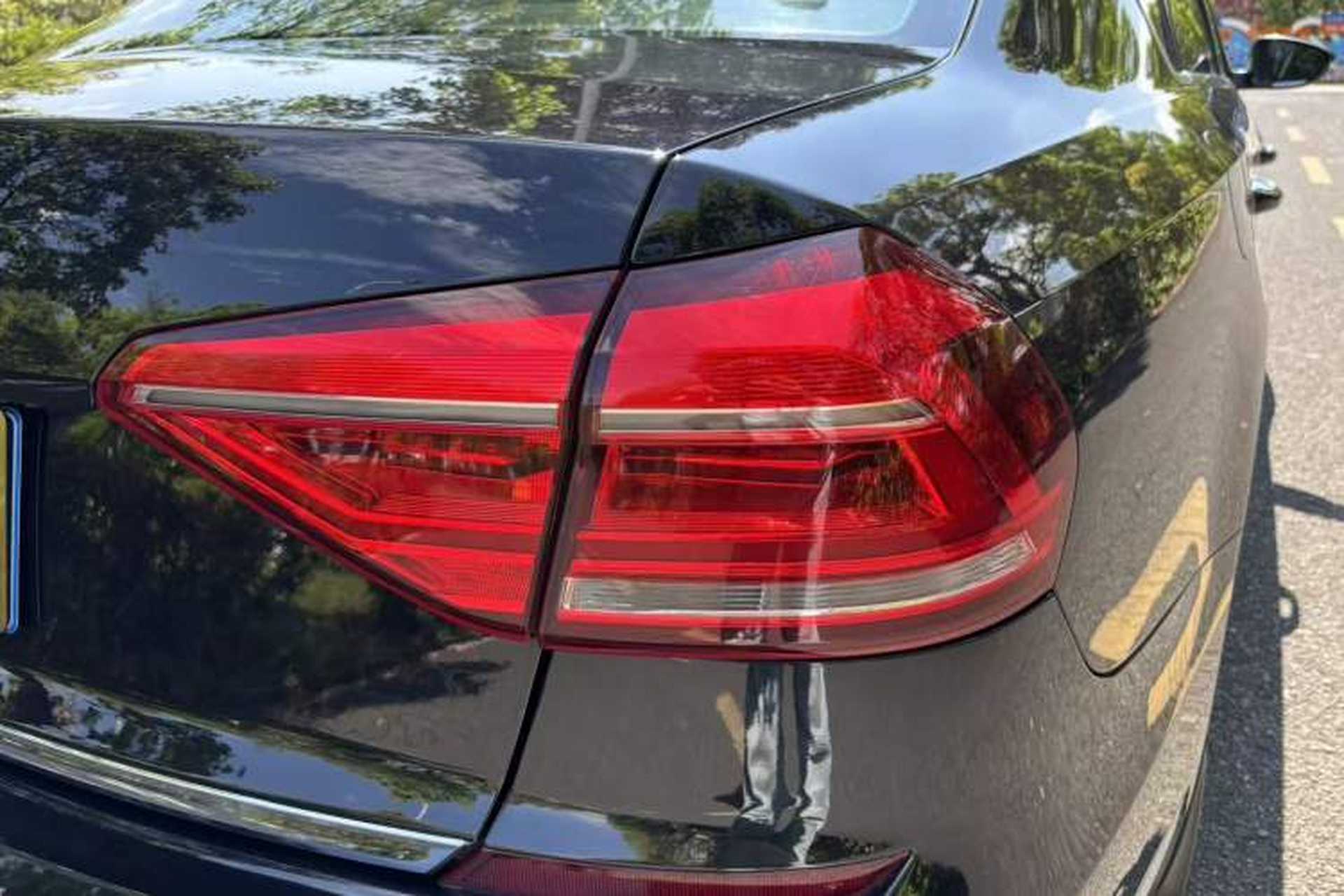 Used Volkswagen Passat 2017 330TSI DSG Luxury Edition Exterior 9
