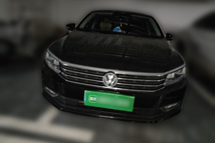 Used Volkswagen Passat 2017 280TSI DSG Luxury Edition Front