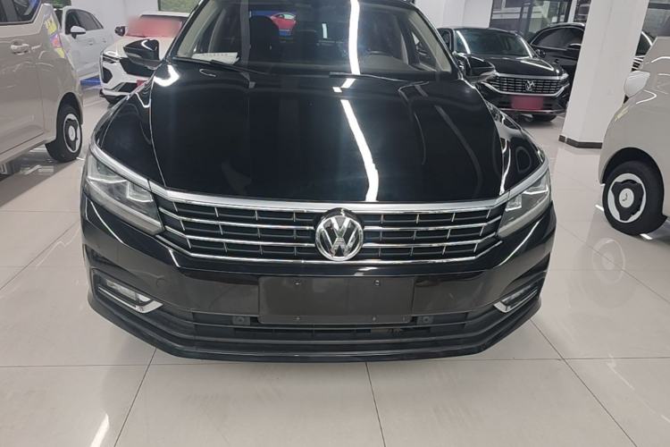 Used Volkswagen Passat 2017 330TSI DSG Luxury Edition Front