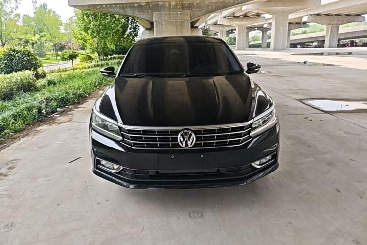 Used Volkswagen Passat 2017 330TSI DSG Luxury Edition Front