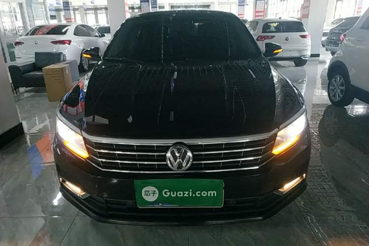Used Volkswagen Passat 2017 330TSI DSG Luxury Edition Front