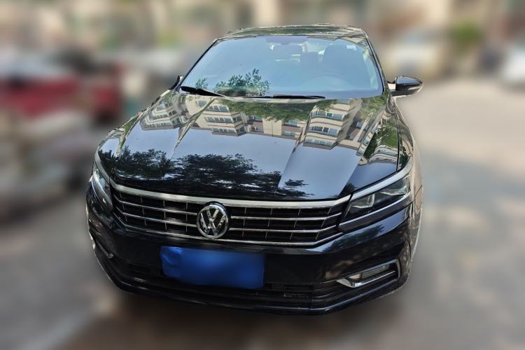 Used Volkswagen Passat 2017 330TSI DSG Luxury Edition Front
