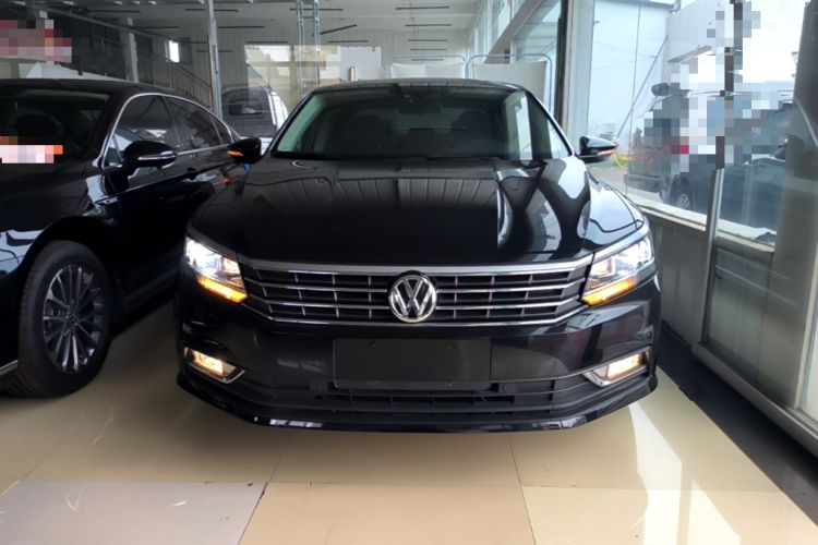 Used Volkswagen Passat 2017 330TSI DSG Luxury Edition Front