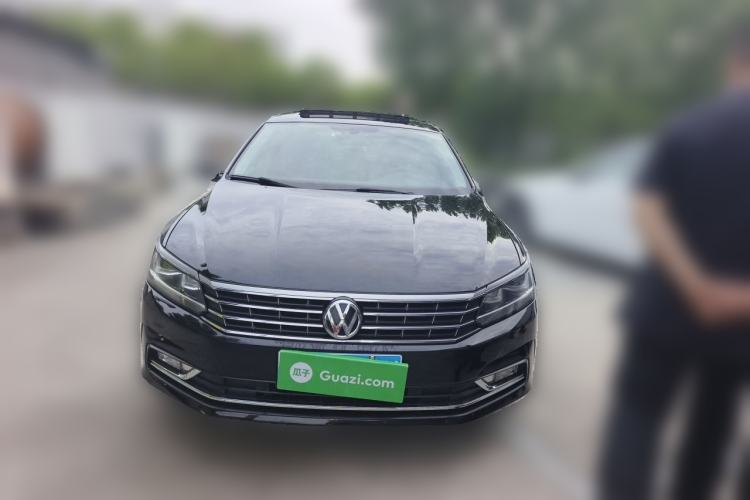 Used Volkswagen Passat 2017 330TSI DSG Luxury Edition Front