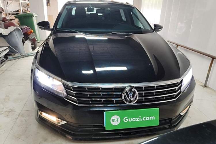 Used Volkswagen Passat 2017 330TSI DSG Luxury Edition Front