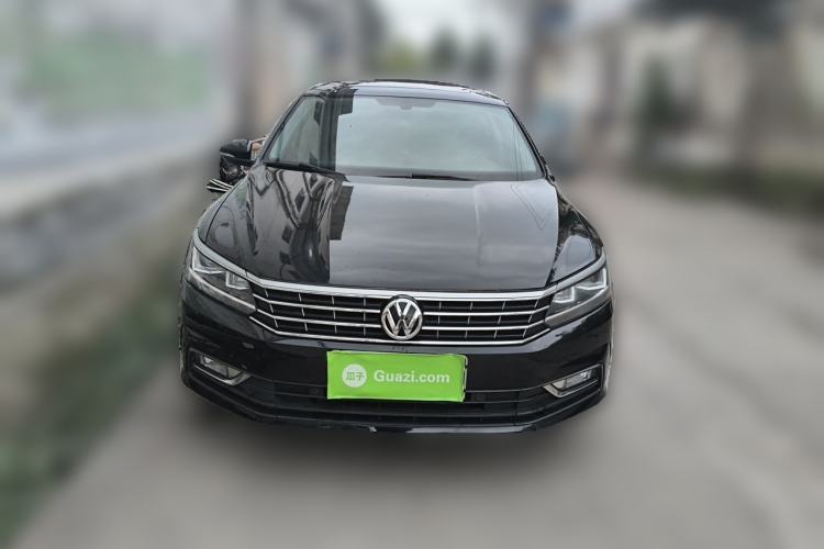 Used Volkswagen Passat 2017 330TSI DSG Luxury Edition Front