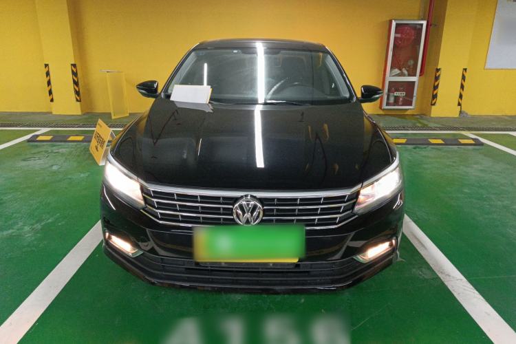 Used Volkswagen Passat 2017 330TSI DSG Luxury Edition Front