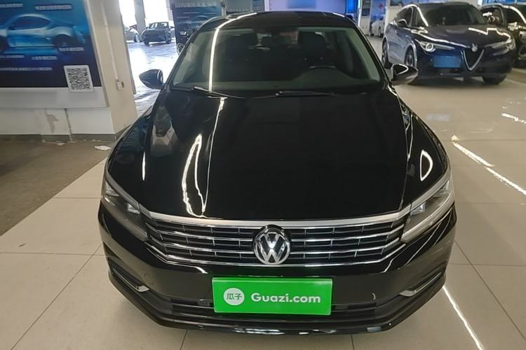 Used Volkswagen Passat 2017 330TSI DSG Luxury Edition Front