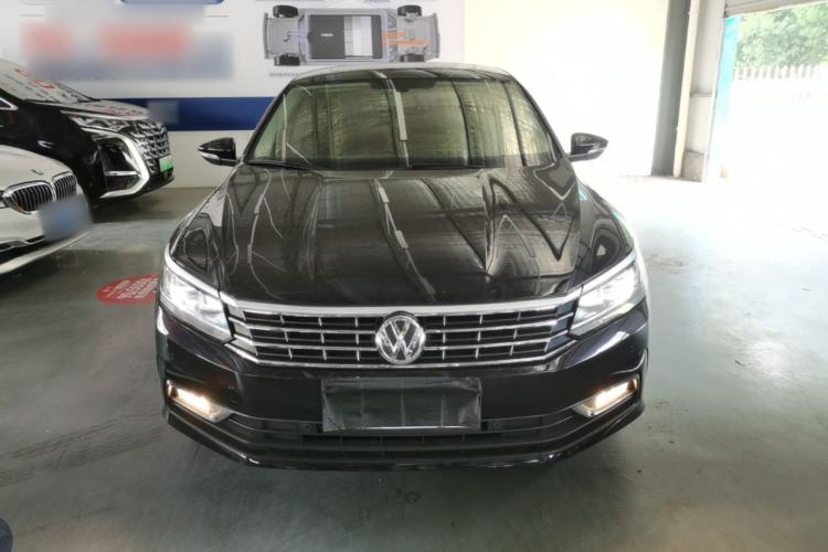 Used Volkswagen Passat 2017 330TSI DSG Luxury Edition Front