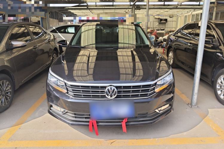 Used Volkswagen Passat 2017 330TSI DSG Luxury Edition Front