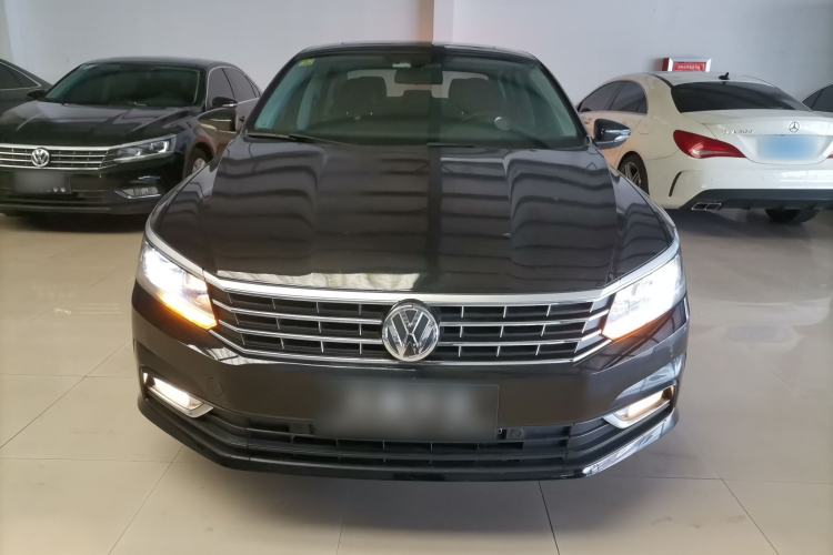 Used Volkswagen Passat 2017 330TSI DSG Luxury Edition Front