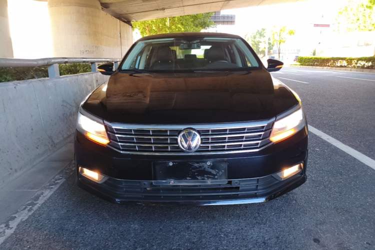 Used Volkswagen Passat 2017 330TSI DSG Luxury Edition Front