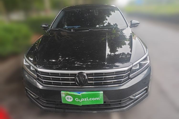 Used Volkswagen Passat 2017 280TSI DSG Luxury Edition Front
