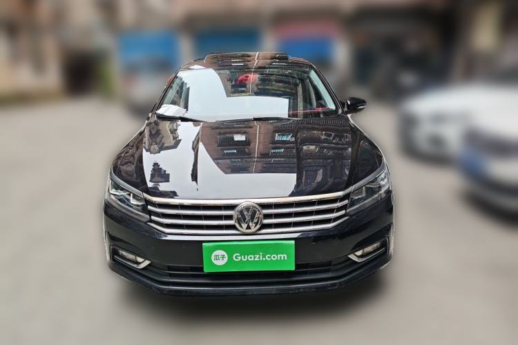 Used Volkswagen Passat  Front