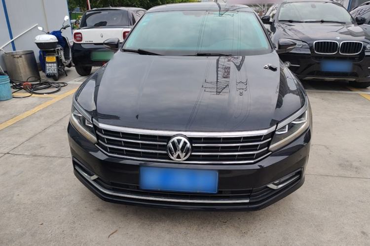 Used Volkswagen Passat 2017 330TSI DSG Luxury Edition Front