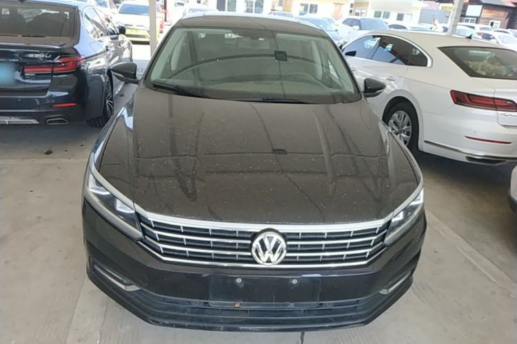 Used Volkswagen Passat 2017 330TSI DSG Luxury Edition Front