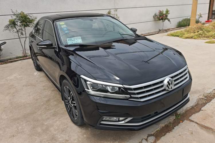 Used Volkswagen Passat 2017 330TSI DSG Prestige Edition Front Right 45 Deg