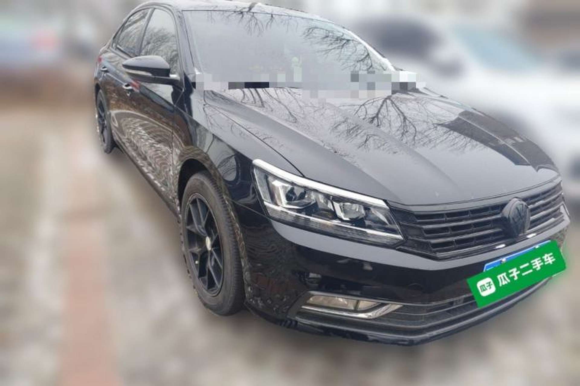 Used Volkswagen Passat 2017 330TSI DSG Luxury Edition Front Right 45 Deg
