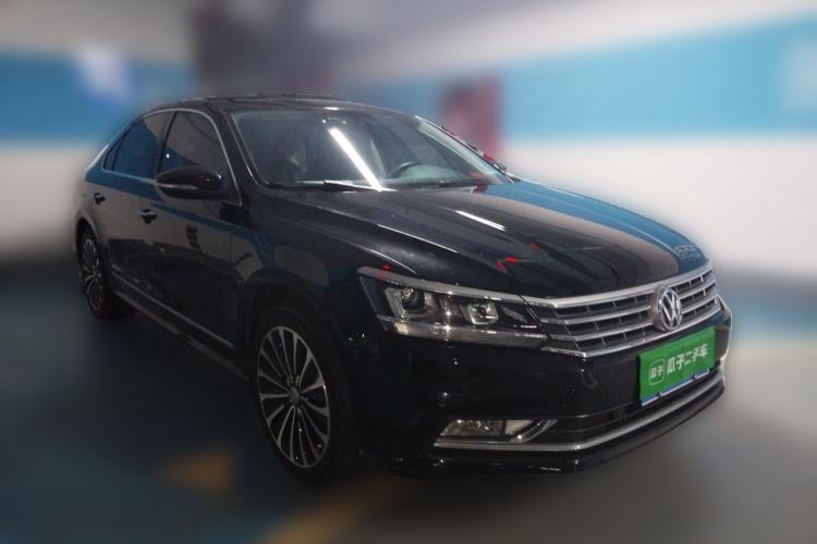 Used Volkswagen Passat 2017 330TSI DSG Prestige Edition Front Right 45 Deg