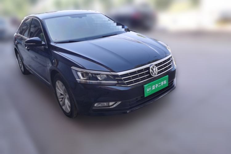 Used Volkswagen Passat 2017 280TSI DSG Luxury Edition Front Right 45 Deg