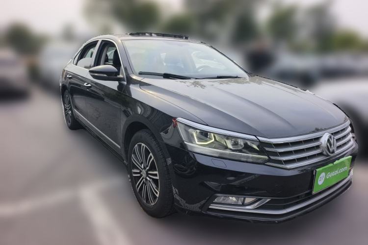 Used Volkswagen Passat 2017 330TSI DSG Prestige Edition Front Right 45 Deg