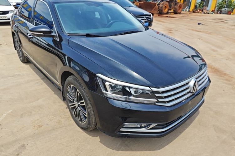 Used Volkswagen Passat 2017 380TSI DSG Prestige Edition Front Right 45 Deg