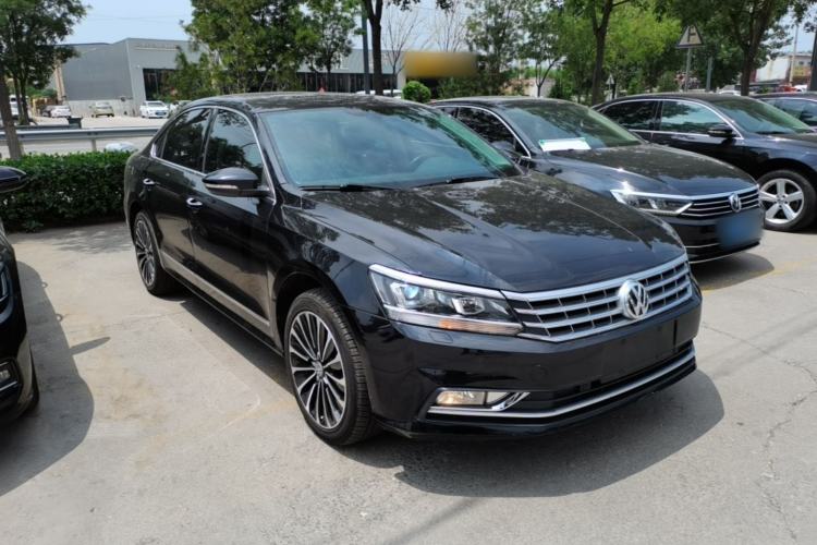 Used Volkswagen Passat 2017 330TSI DSG Prestige Edition Front Right 45 Deg