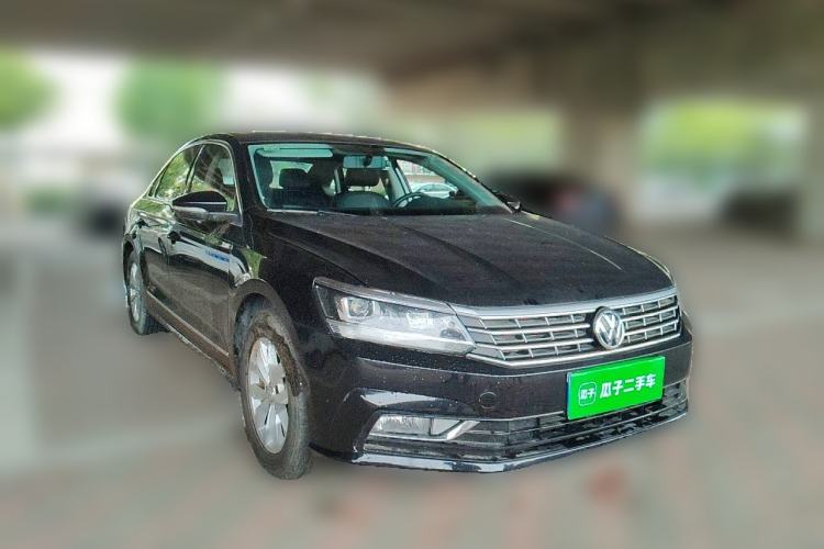 Used Volkswagen Passat  Front Right 45 Deg