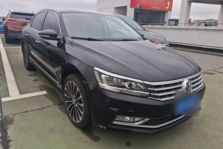Used Volkswagen Passat 2017 330TSI DSG Prestige Edition Front Right 45 Deg