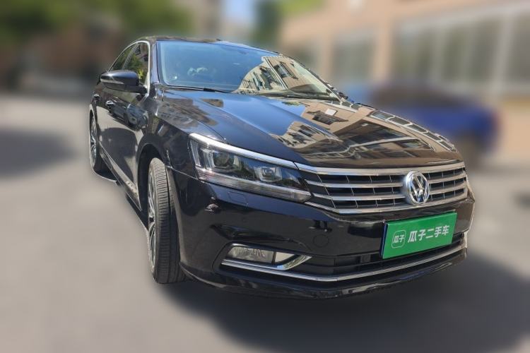 Used Volkswagen Passat 2017 330TSI DSG Prestige Edition Front Right 45 Deg