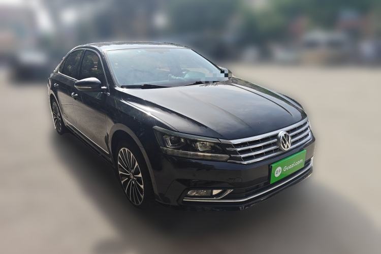 Used Volkswagen Passat 2017 330TSI DSG Prestige Edition Front Right 45 Deg