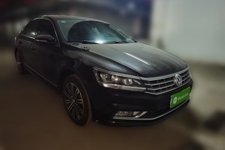 Used Volkswagen Passat 2017 330TSI DSG Prestige Edition Front Right 45 Deg