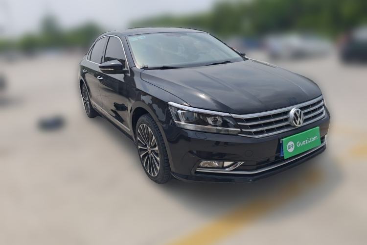 Used Volkswagen Passat 2017 330TSI DSG Prestige Edition Front Right 45 Deg